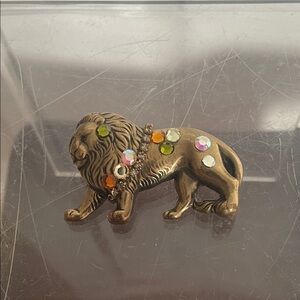 Embellished Lion Brooch